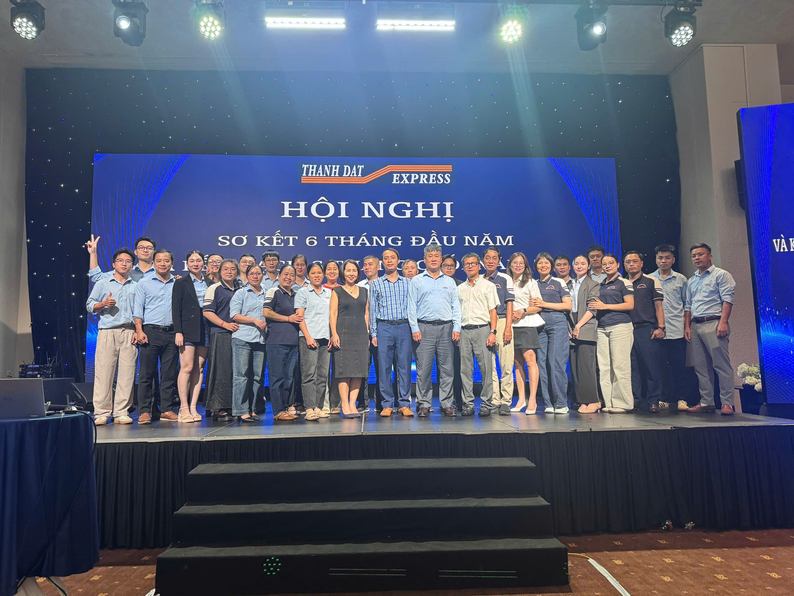 EXPRESS THÀNH ĐẠT TỔ CHỨC CHƯƠNG TRÌNH ĐÀO TẠO 
